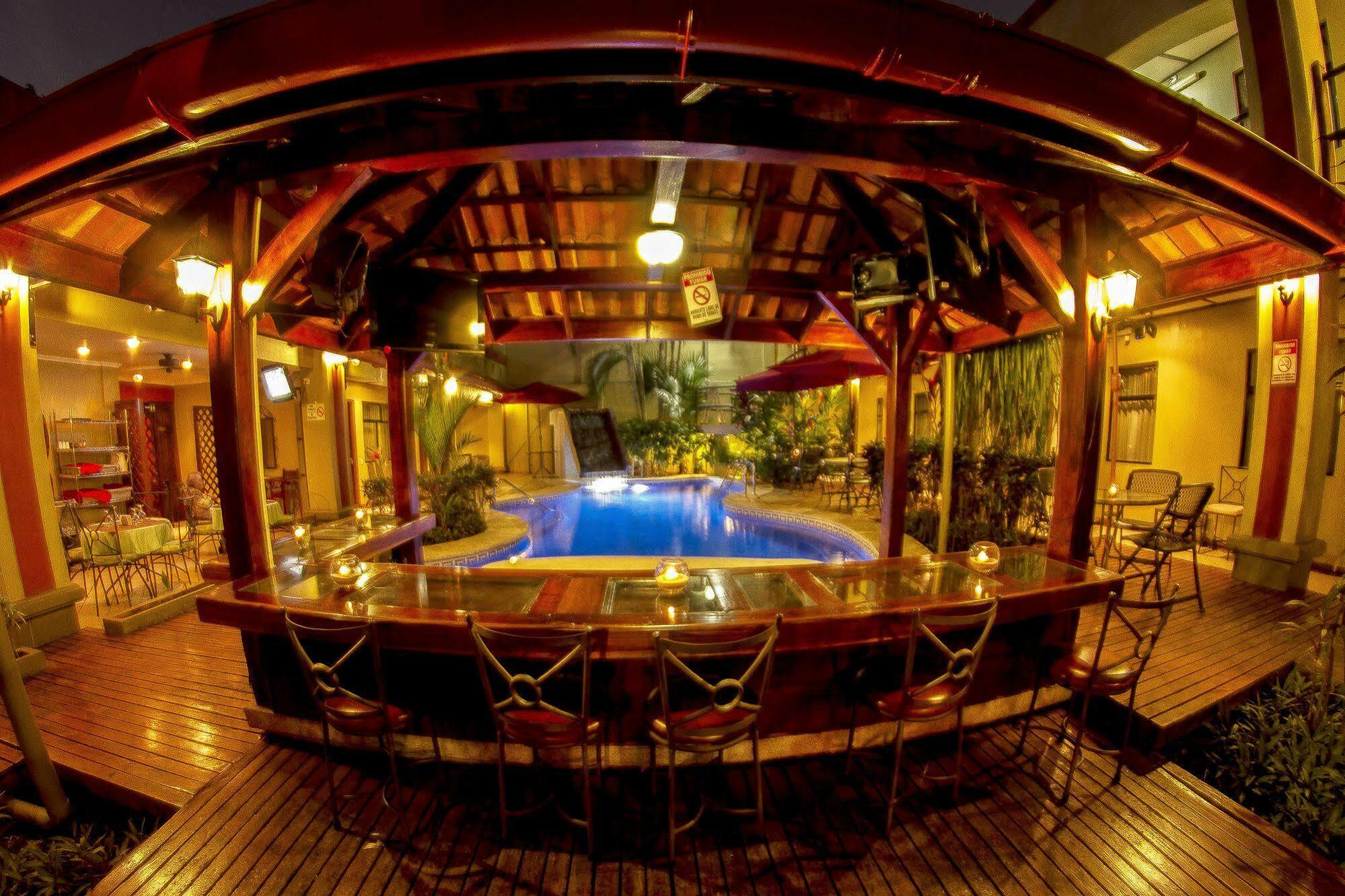 Hotel Iguana Verde Orotina Dış mekan fotoğraf